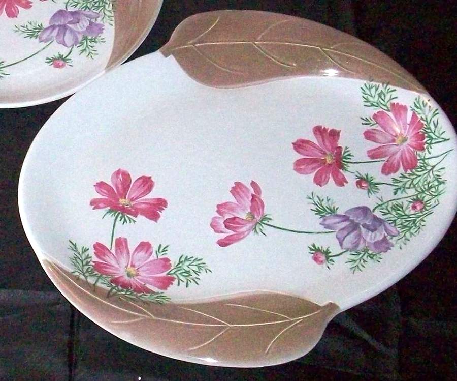 Cosmos Chop Plate (Round Platter) by Canonsburg-1