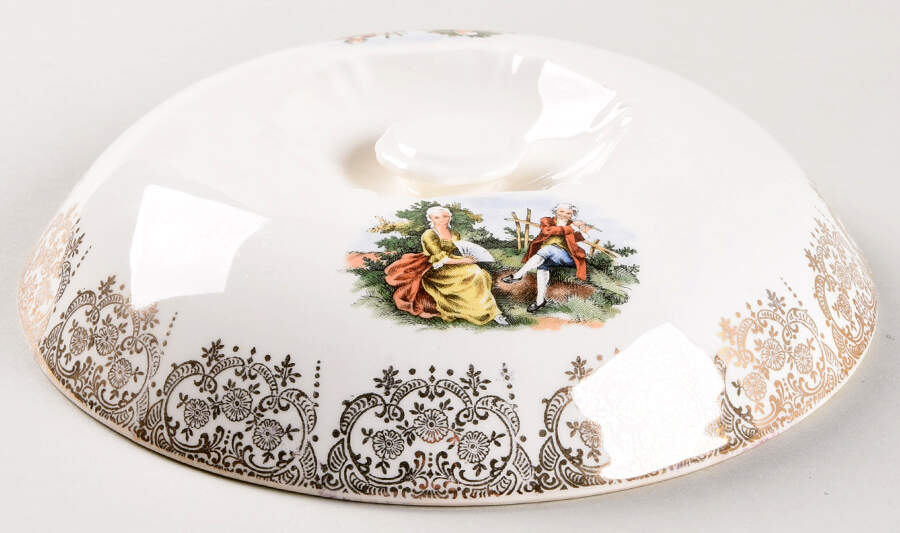 Empress Chantilly Lid for Round Vegetable by Canonsburg-1