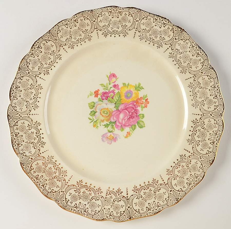 Lajean Cake Plate by Canonsburg-1