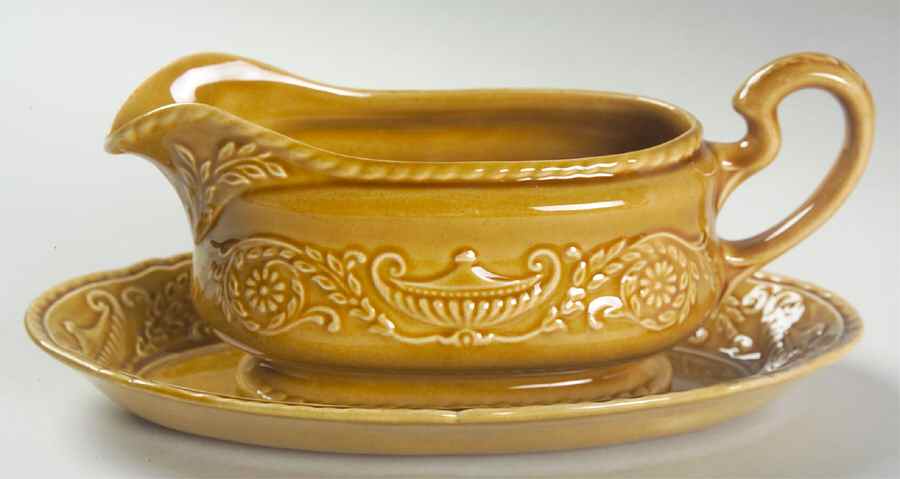 Regency Yellow Gold Gravy Boat & Underplate by Canonsburg-1