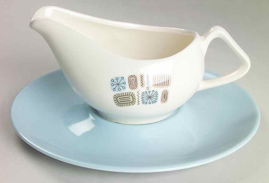 Temporama Round Gravy Boat & Underplate by Canonsburg-1