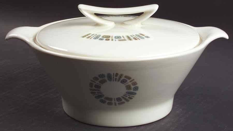 Temporama Round Covered Vegetable by Canonsburg-1