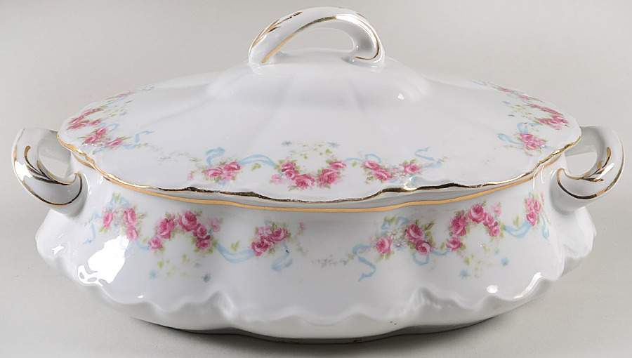 1244 Oval Covered Vegetable by Carlsbad-1