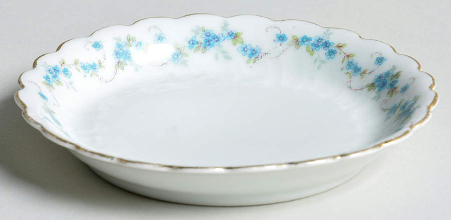 3248 (Scalloped) Sweet Meat Dish by Carlsbad-1