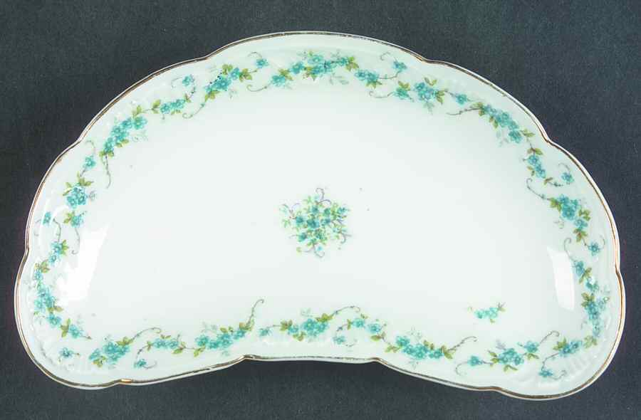 3248 (Scalloped) Bone Dish by Carlsbad-1