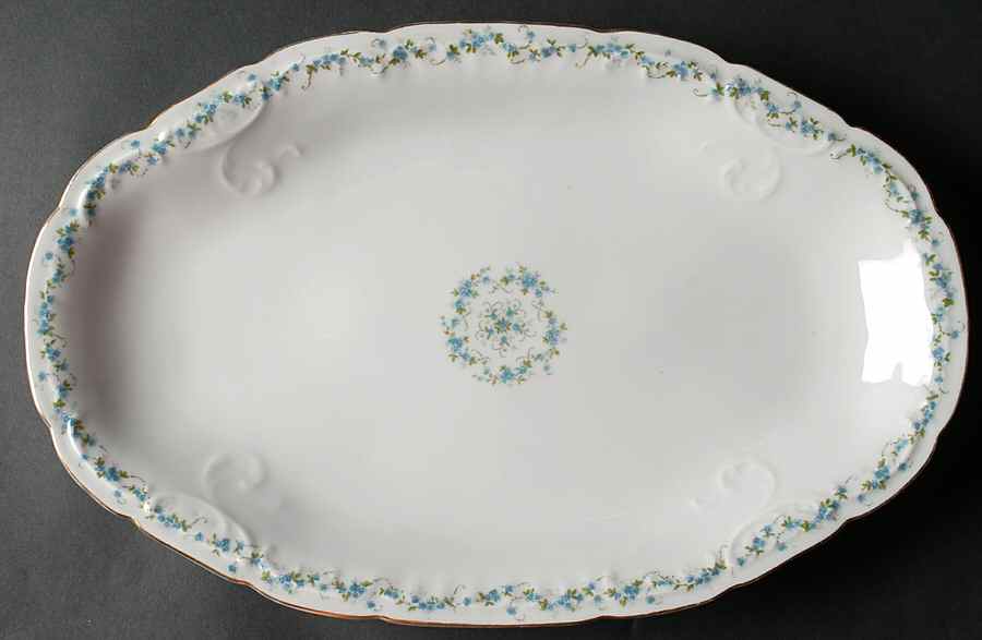 3248 (Scalloped) 15" Oval Serving Platter by Carlsbad-1