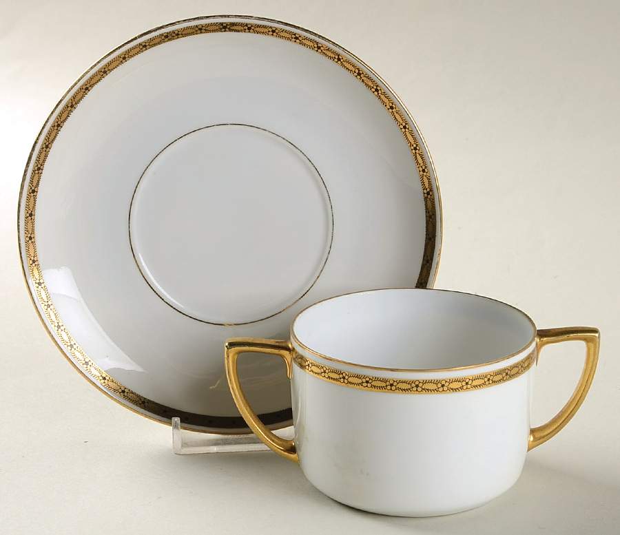 CAR7 Flat Bouillon Cup & Saucer by Carlsbad-1