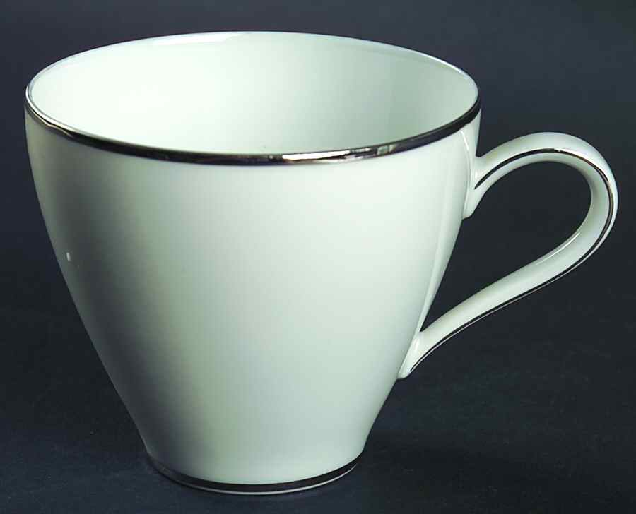 Elegance Flat Cup by Crown Bavaria-1