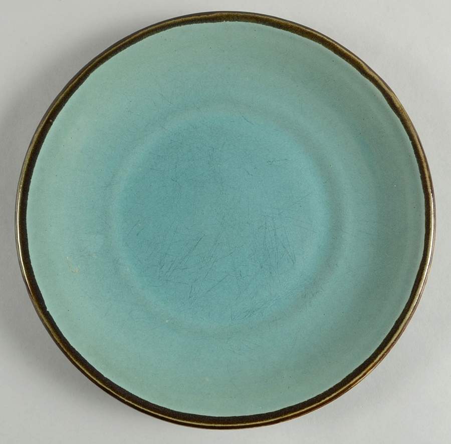 Country Fare (Ribbed Back, Unglazed Ring) Luncheon Plate by Carbone-1