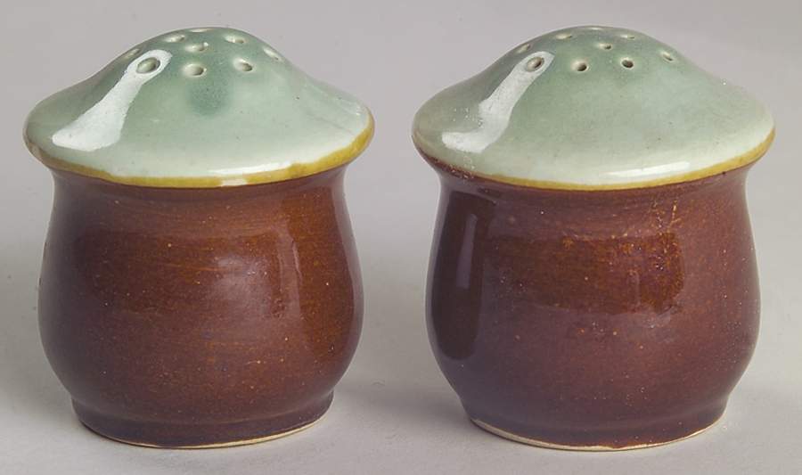 Country Fare (Ribbed Back, Unglazed Ring) Salt & Pepper Set by Carbone-1