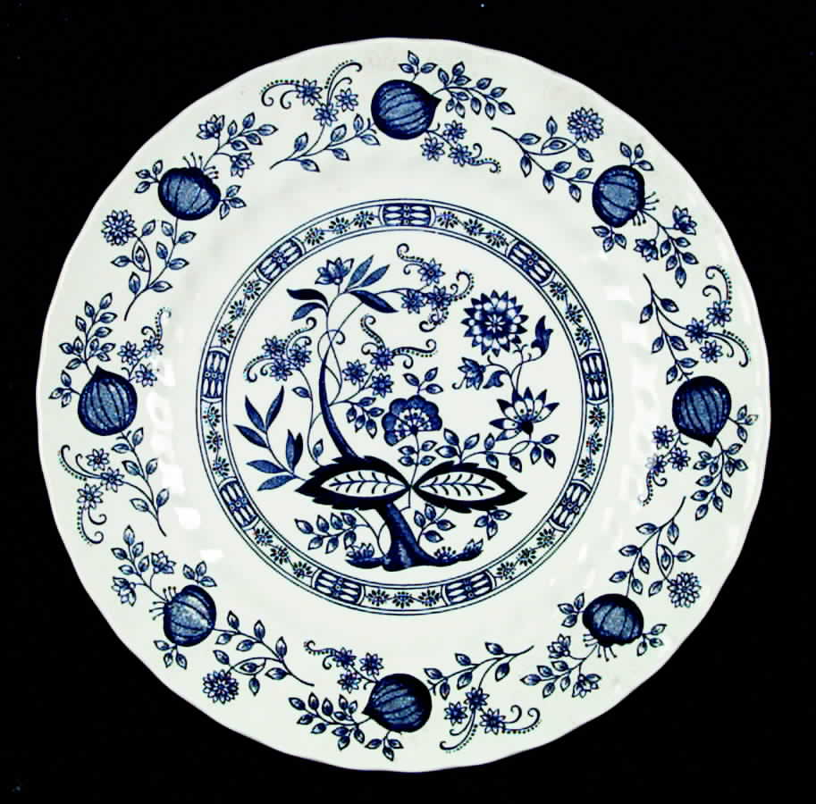CCA2 Dinner Plate by Crown Clarence-1