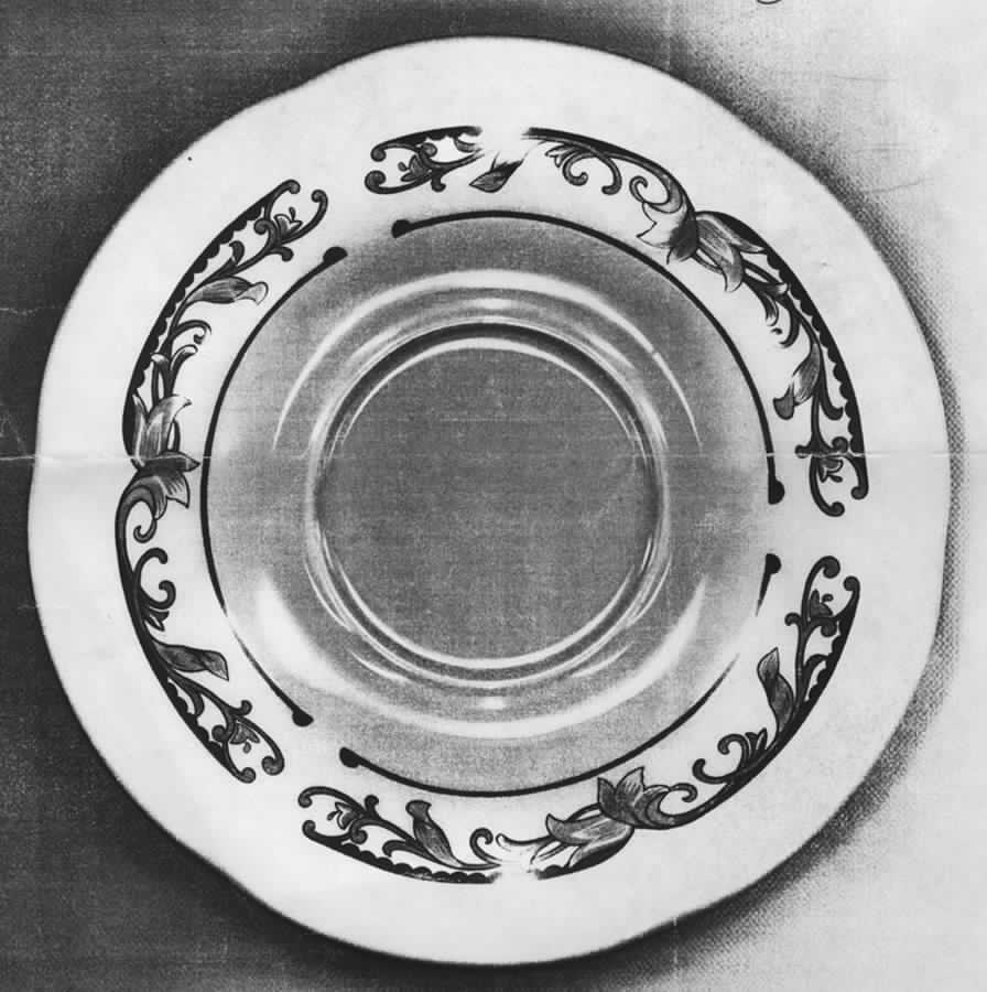 CCH4 Saucer by Churchill-1