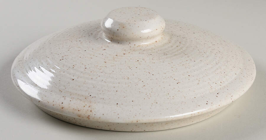 Homespun Lid for Round Vegetable by Churchill-1
