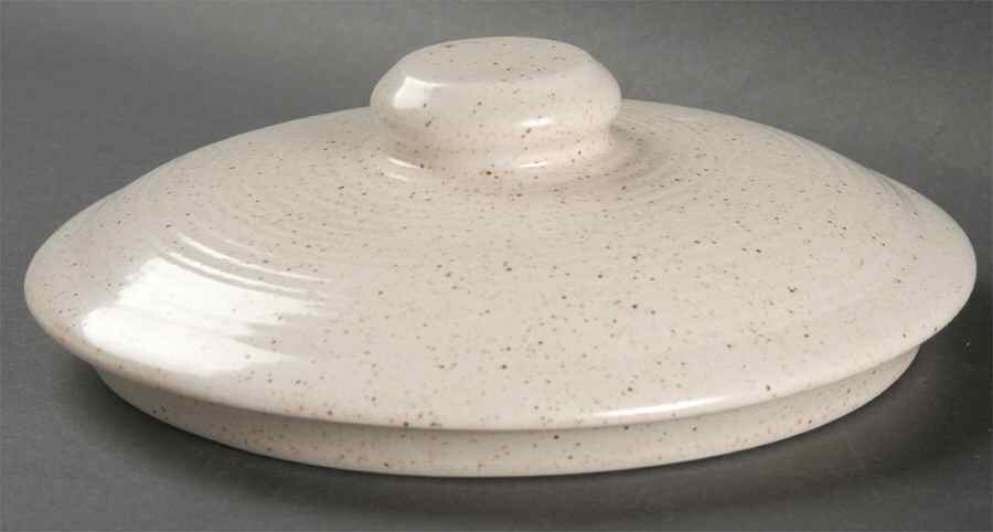 Homespun Lid for 1.5 Qt Round Casserole by Churchill-1