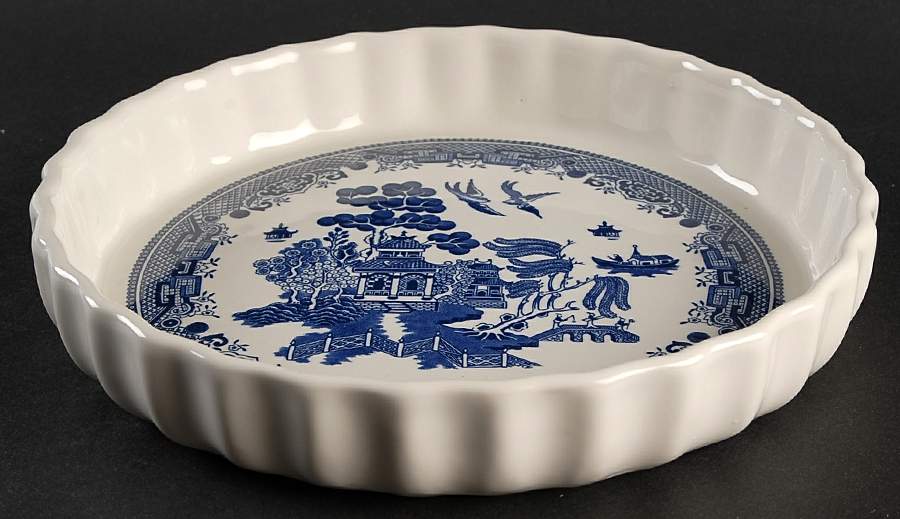 Willow Blue (Georgian Shape) 9" Quiche by Churchill-1