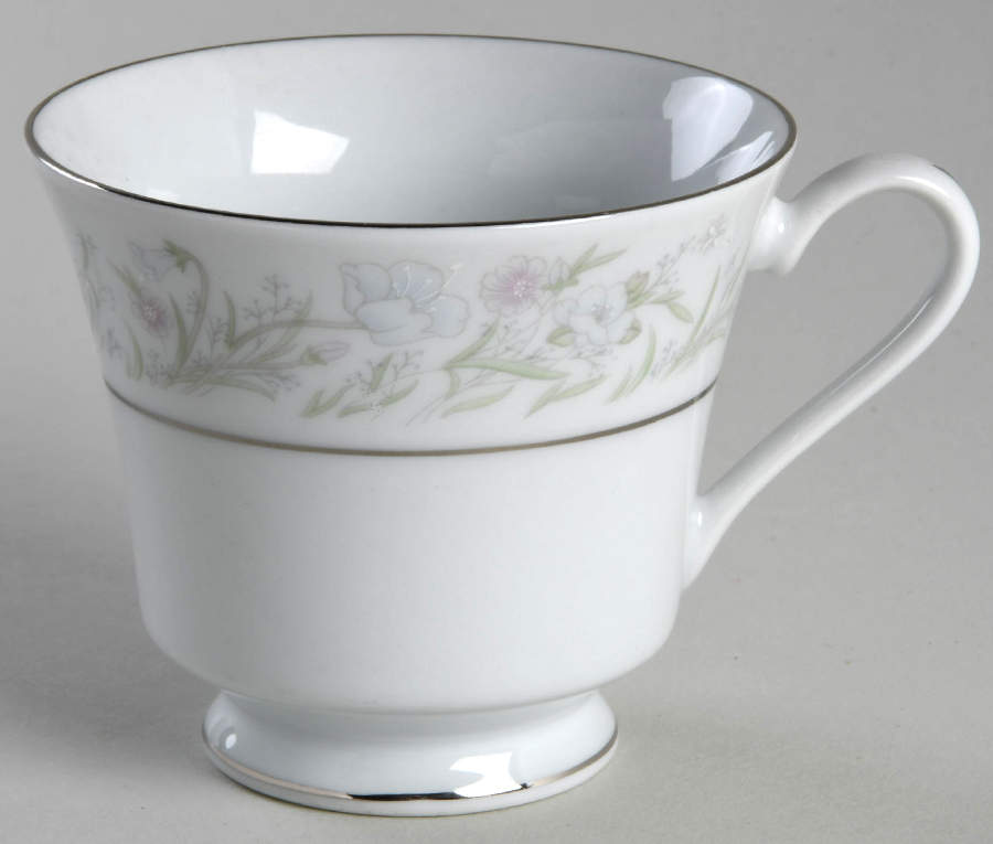 CCN5 (CHINA) Footed Cup by Crescent (China)-1