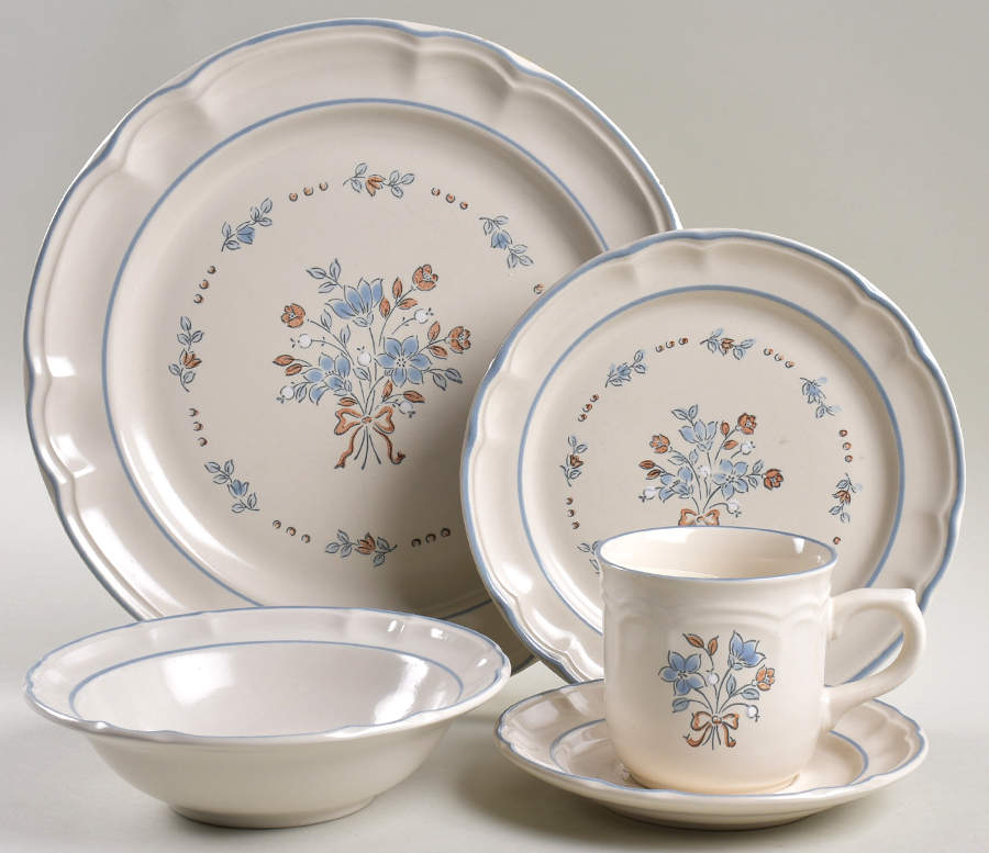 Bluet 5 Piece Place Setting by Cordella-1