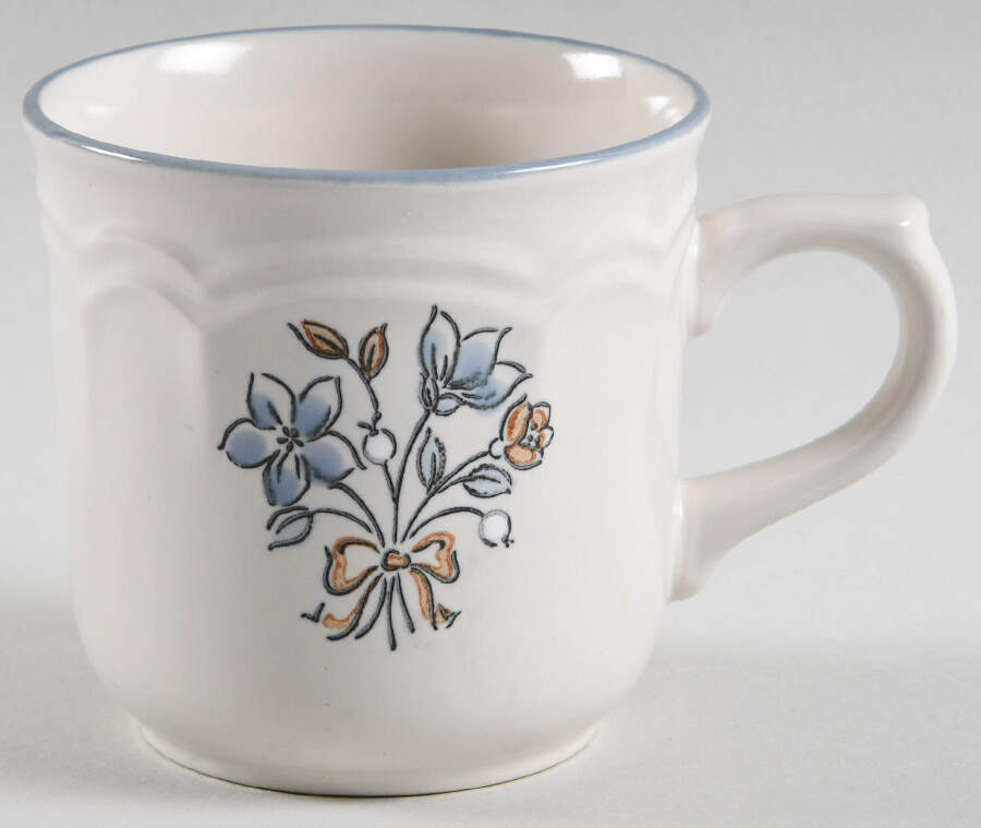 Bluet Flat Cup by Cordella-1