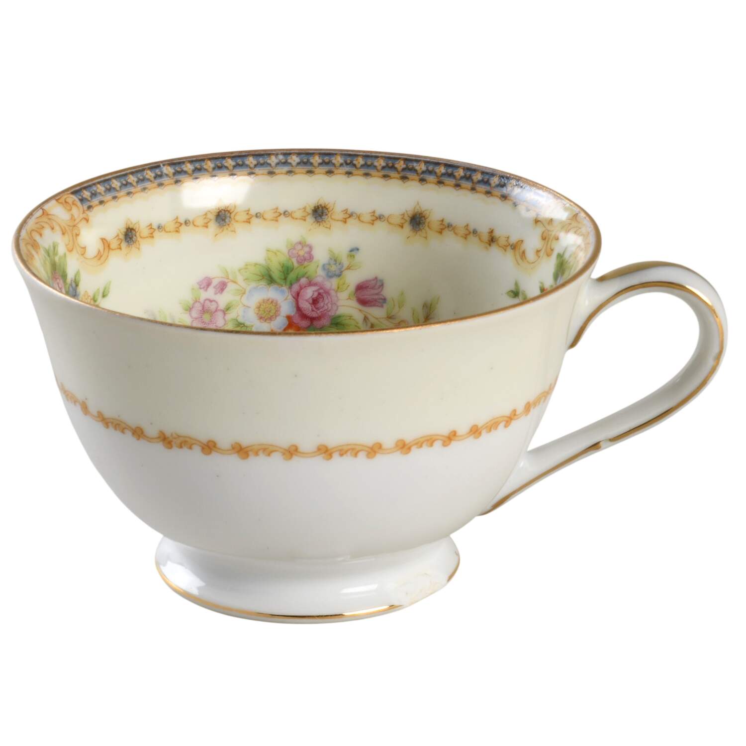 CEB27 Footed Cup by Celebrate-1