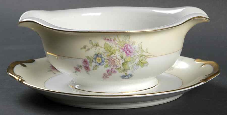 CEB4 Gravy Boat with Attached Underplate by Celebrate-1