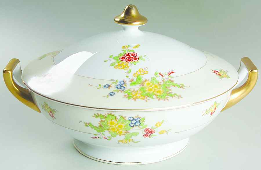 CEB6 Round Covered Vegetable by Celebrate-1