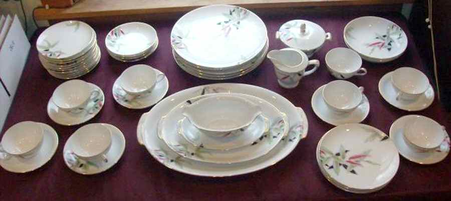 Palmyra 16" Oval Serving Platter by Celebrate-1