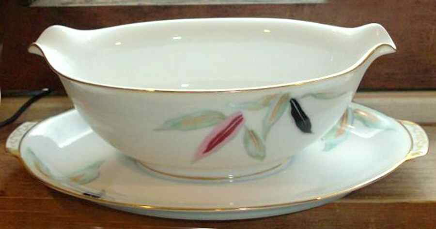 Palmyra Gravy Boat & Underplate by Celebrate-1