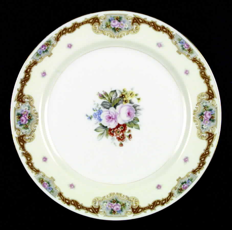 Regalia Dinner Plate by Celebrate-1