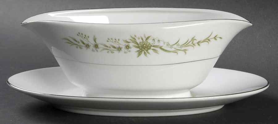 Sweetheart Gravy Boat with Attached Underplate by Ceramic Guild-1