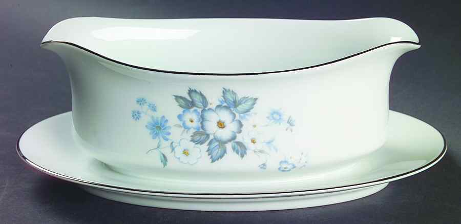 Danbury Gravy Boat with Attached Underplate by Celebrity-1