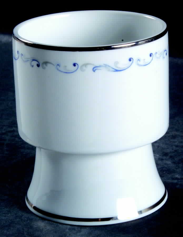 Evening Tide Candleholder by Celebrity-1