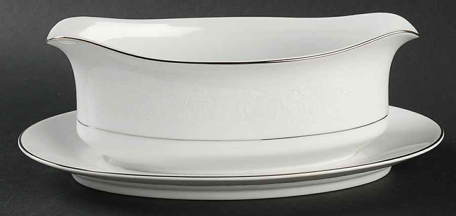 Mystique Gravy Boat with Attached Underplate by Celebrity-1
