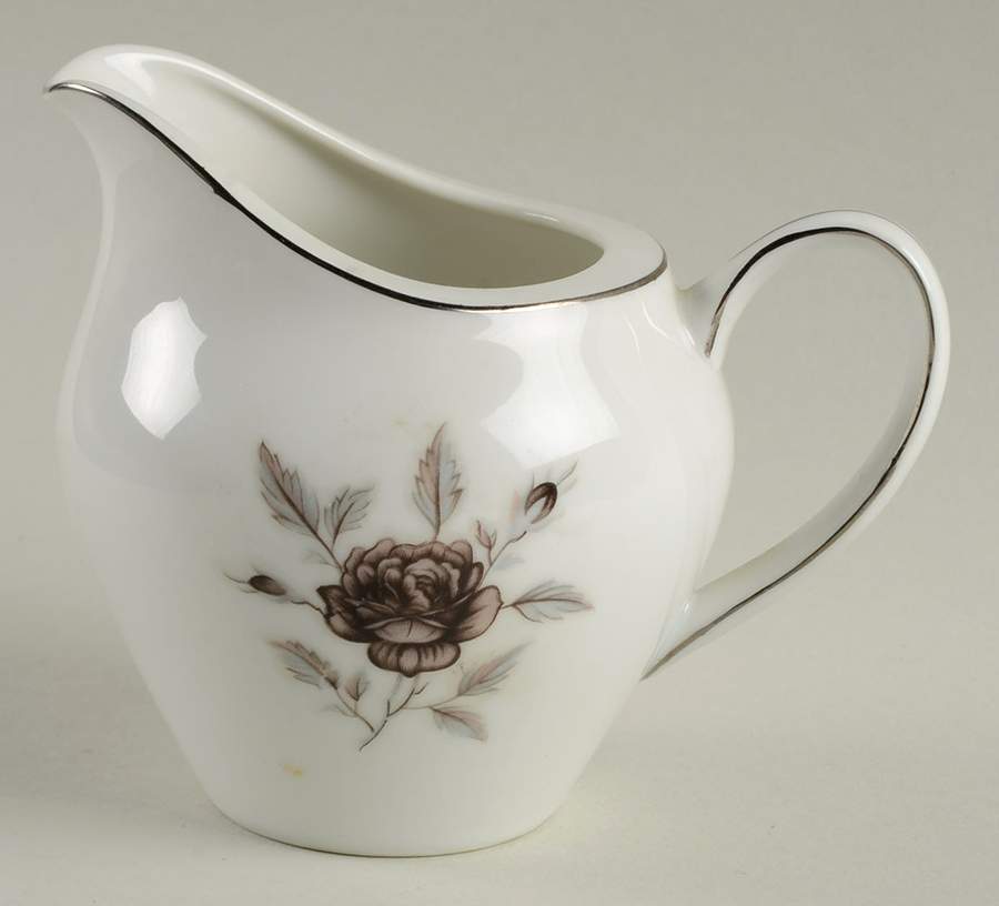 Nocturne Creamer by Celebrity-1