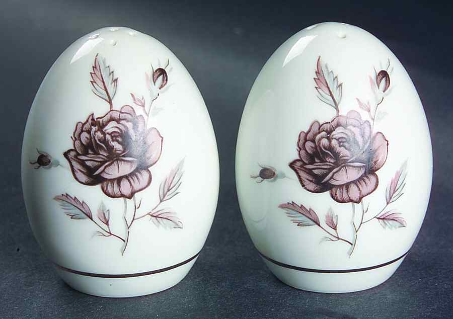 Nocturne Salt & Pepper Set by Celebrity-1