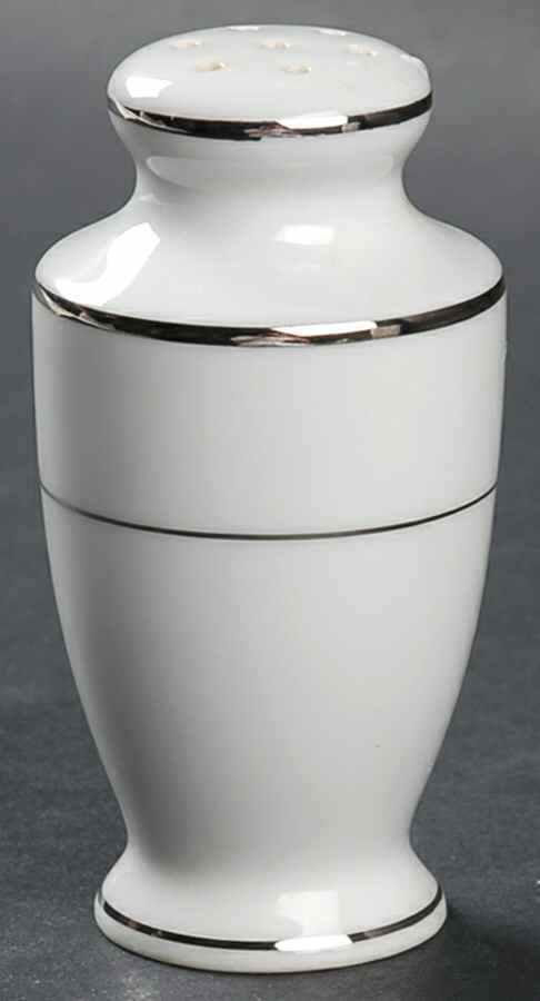 Wedding Band Pepper Shaker by Celebrity-1