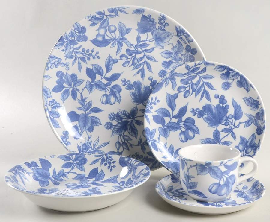Blueberry Hill (Large Design) 5 Piece Place Setting by Century China-1