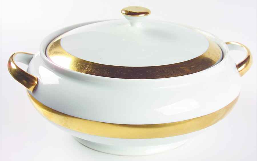 Anneau D'Or Round Covered Vegetable by Ceralene-1