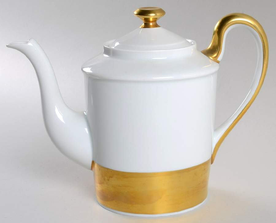Anneau D'Or Coffee Pot & Lid by Ceralene-1