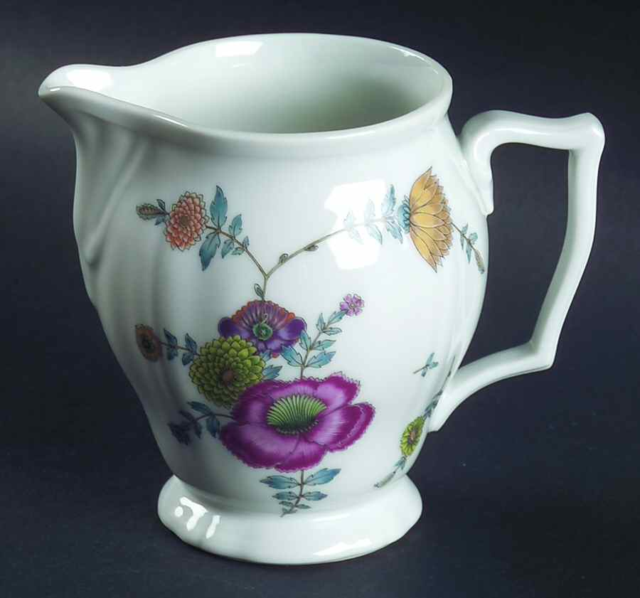 Anemones Creamer by Ceralene-1