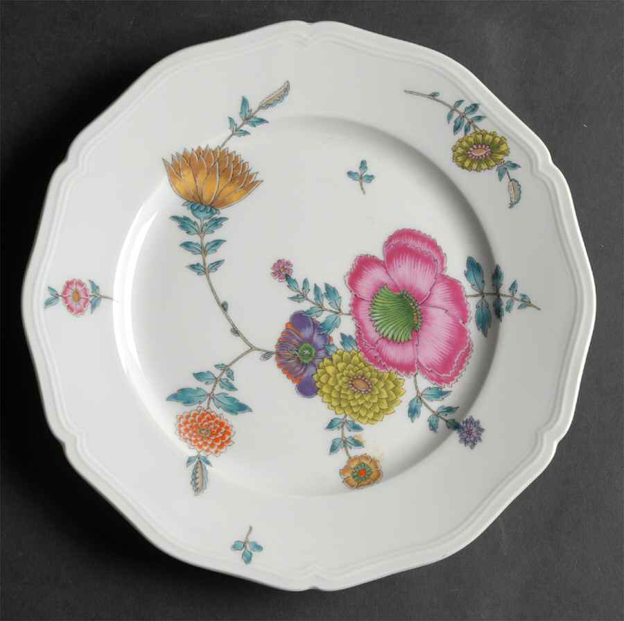Anemones Luncheon Plate by Ceralene-1