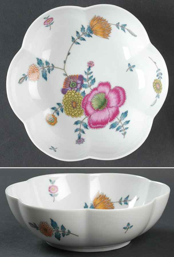 Anemones 6" Melon Bowl by Ceralene-1