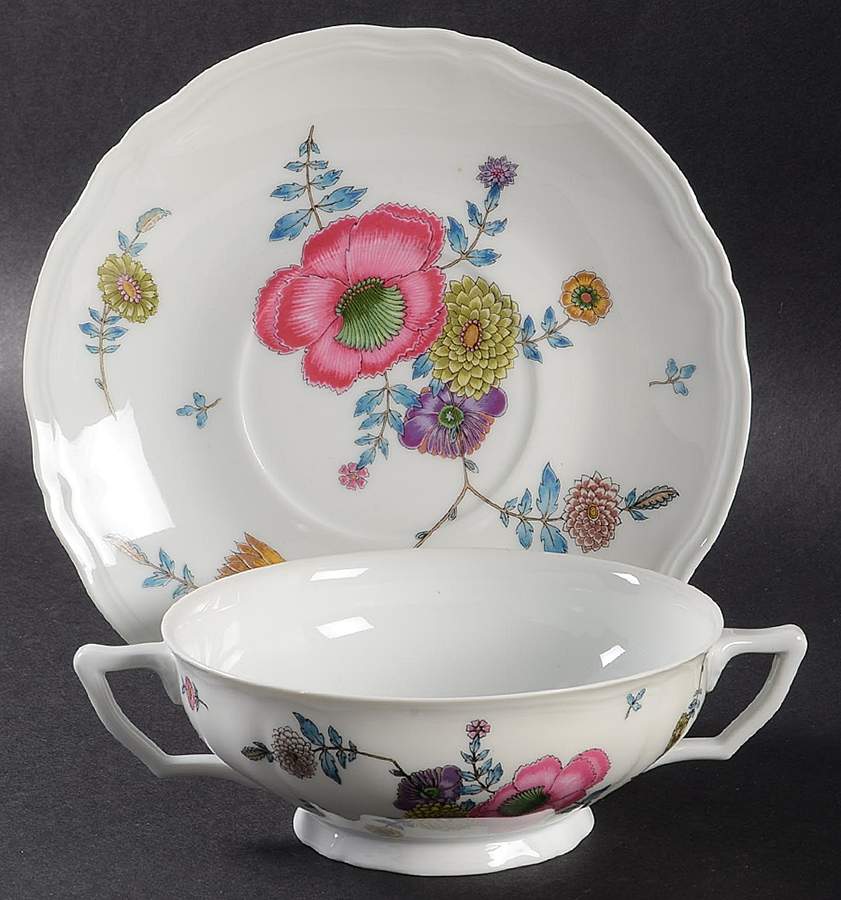 Anemones Footed Cream Soup Bowl & Saucer Set by Ceralene-1