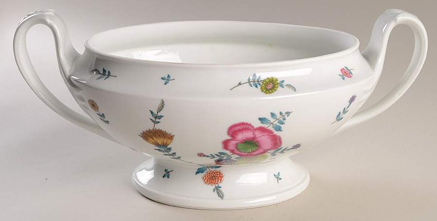 Anemones Directoire Tureen No Lid by Ceralene-1
