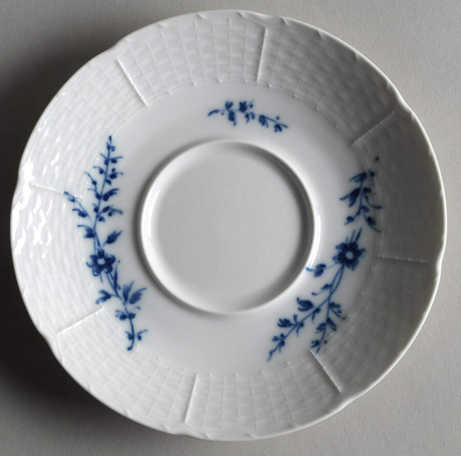 Blue Carnation Saucer for Flat Cup by Ceralene-1