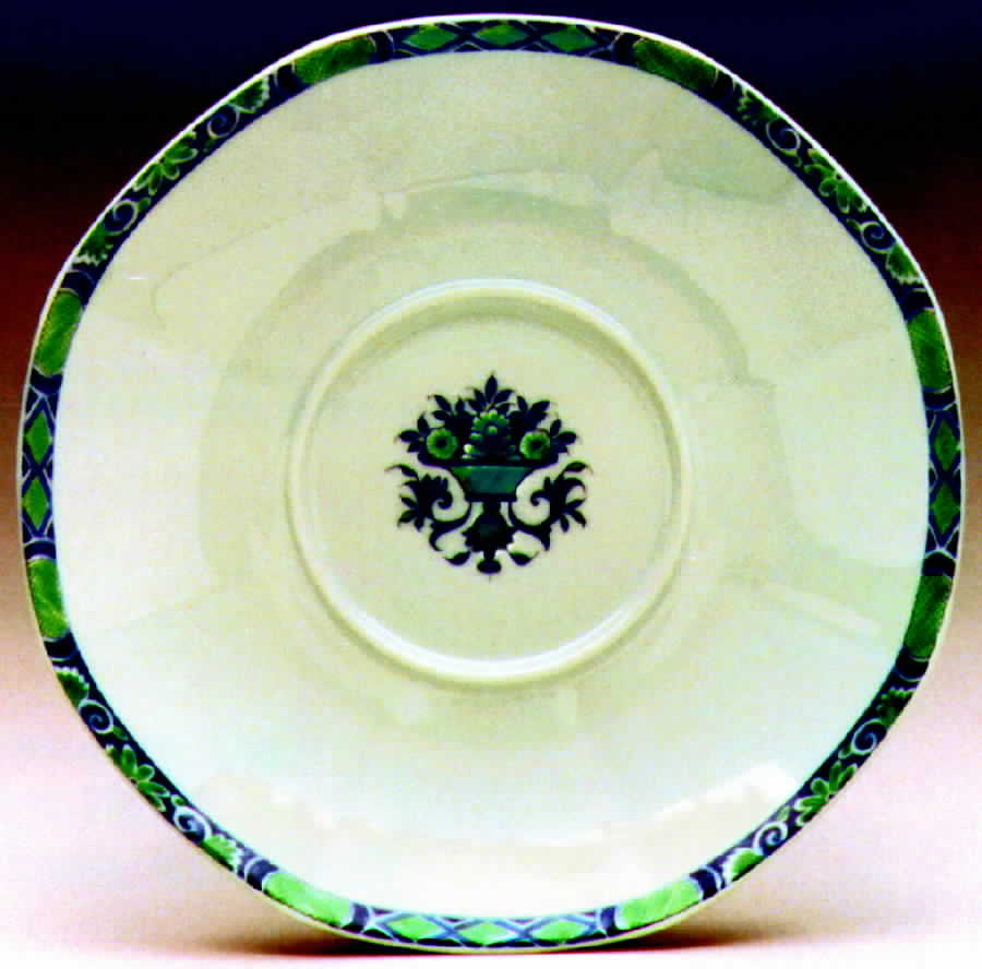 CER14 Saucer by Ceralene-1