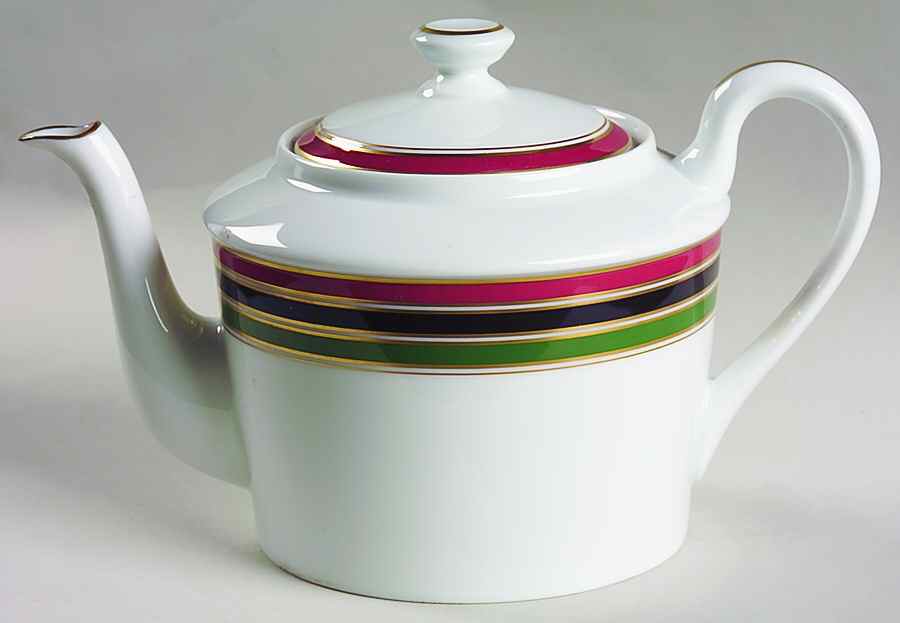Diplomat 3 Teapot & Lid by Ceralene-1