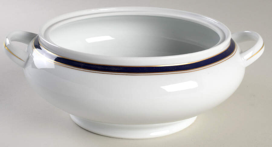 Diplomat Blue Round Vegetable No Lid by Ceralene-1