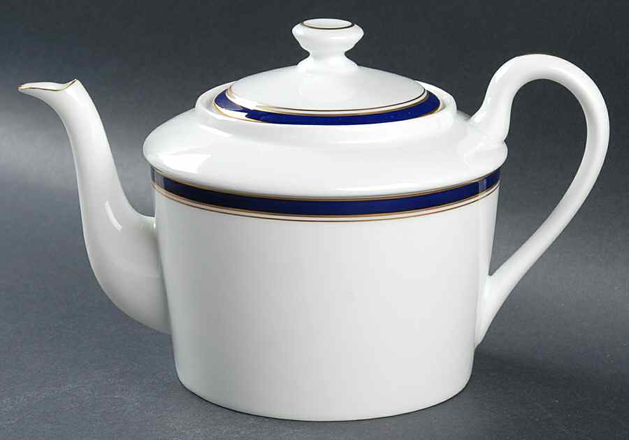 Diplomat Blue Teapot & Lid by Ceralene-1