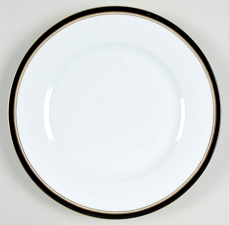 Diplomat Black Luncheon Plate by Ceralene-1