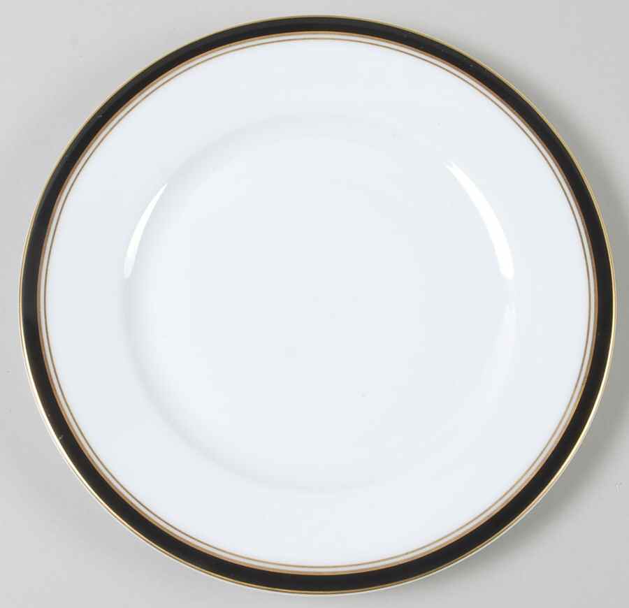 Diplomat Black Salad Plate by Ceralene-1